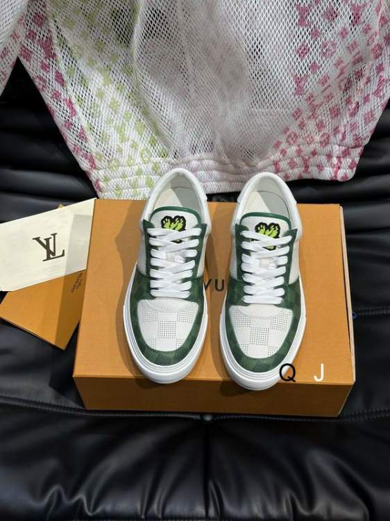 Picture of Louis Vuitton Shoes _SKULVsz38-45J101212962
